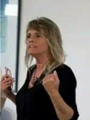Elke M. Schneider